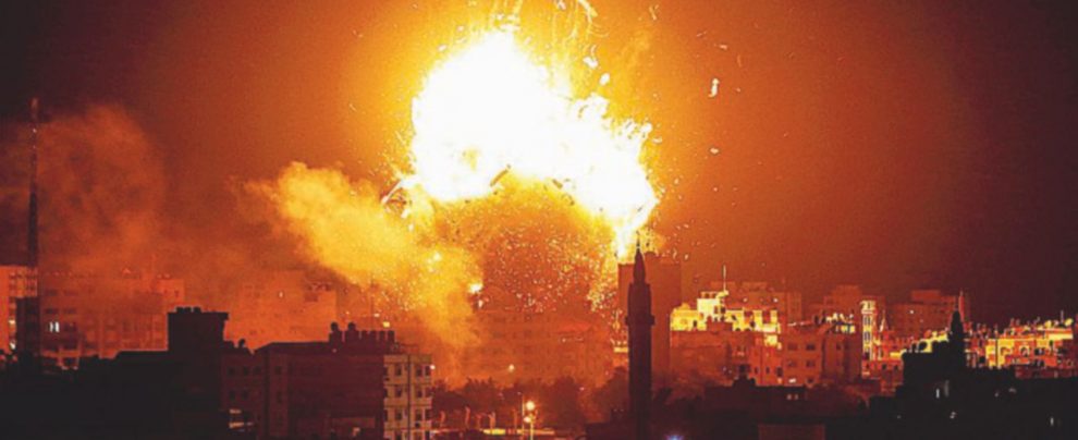 Distrutta Al Aqsa Tv - Per 24 ore è stata guerra aperta lungo il confine con Gaza: da entrambe le parti esplosioni e palazzi distrutti, come la sede della tv di Hamas - Ansa Tel Aviv e la sindrome Shalit: l’incubo dei tunnel di Hamas