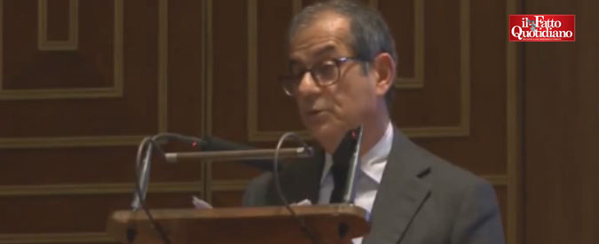 Copertina di Manovra, Tria: “Ue incapace di contrastare rallentamento economia. Problema crescita non è solo nostro”