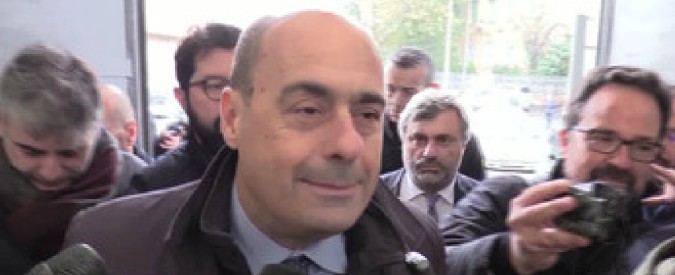 Copertina di Pd, Zingaretti: “Minniti in corsa per la segreteria? Sarà un bel confronto. Voltare pagina, spazio ai giovani”