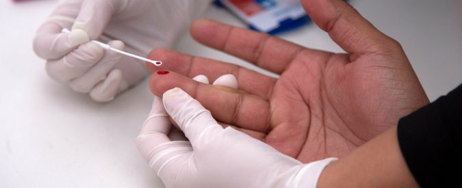 Aids: dopo vent’anni e oltre 28 milioni di euro pubblici, del vaccino non c’è traccia