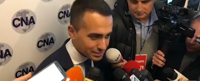 Copertina di Manovra, Di Maio: “Tensione sociale a livelli altissimi. Da Ue procedura d’infrazione? Non diamo soldi a lobby e amici”