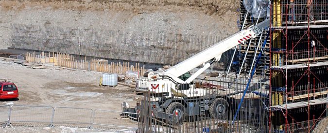 Consumo di suolo, contributi pubblici e guadagni privati: in Lombardia e Veneto colata d’asfalto e cemento targata Lega