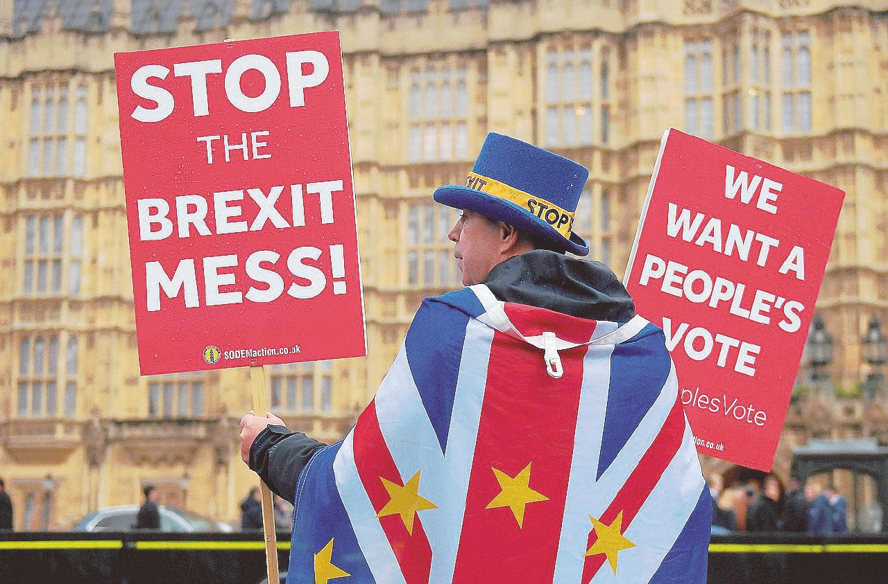 La fronda ribelle: “Brexit, questo piano non passerà”
