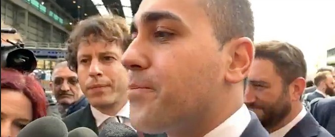 Copertina di Manovra, Di Maio: “Su reddito di cittadinanza e Fornero non è ipotizzabile riduzione platea beneficiari”