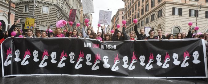 La violenza sulle donne in Italia si esercita anche attraverso il divario salariale