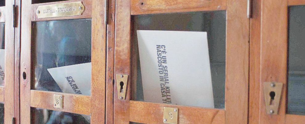 Contenitore di angoscia - Le cassette delle lettere sono ormai diventate vera fonte di ansia - Ansa La cassetta della posta, da gioia a terrore: solo bollette e multe