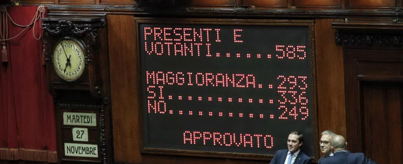 Decreto sicurezza, cosa prevede: dalla stretta sui permessi per motivi umanitari alle limitazioni ai “negozietti etnici”