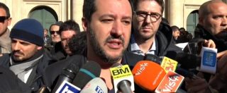 Copertina di Decreto Sicurezza, Salvini festeggia con parlamentari leghisti: “Più diritti a rifugiati veri, aiuteremo centri piccoli”