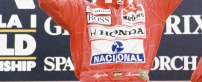 Ayrton Senna, la rivelazione della sua ex: “Un mese prima della morte mi disse: ‘Sento che non vivrò a lungo'”
