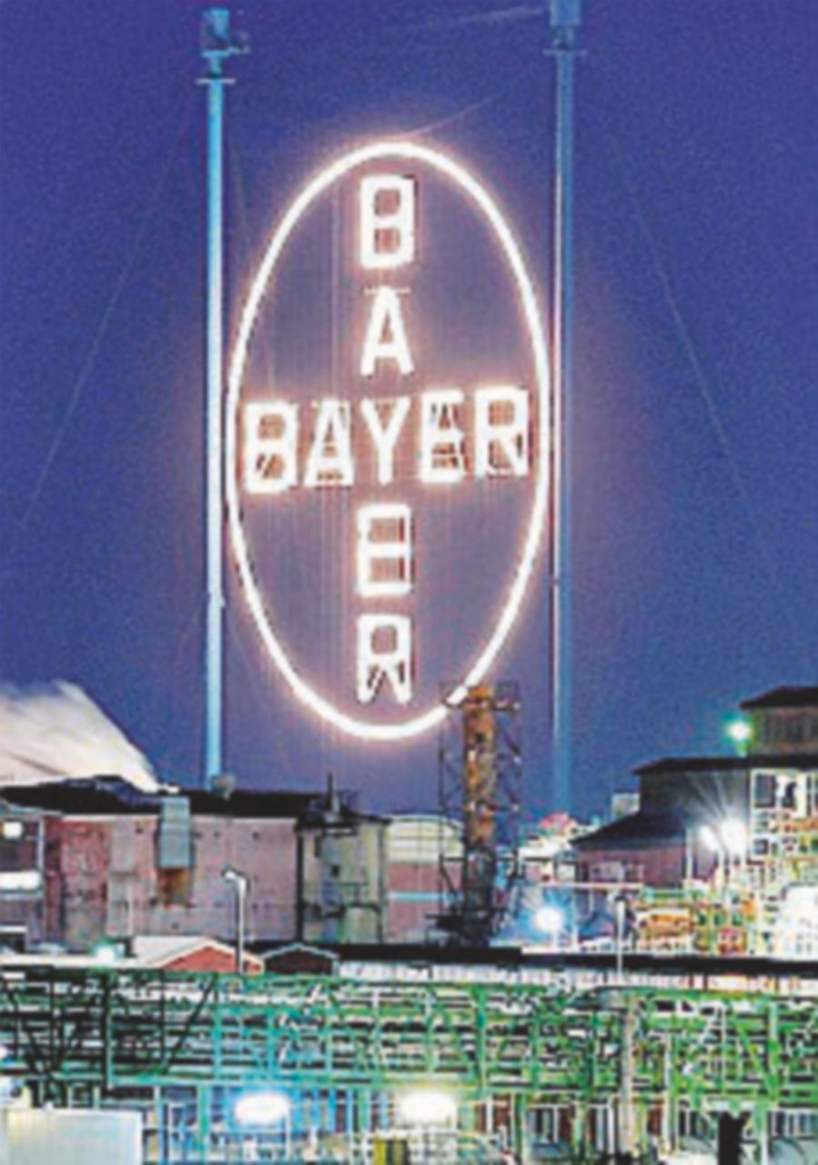 Copertina di Maxi licenziamenti per Bayer:  via 12 mila addetti