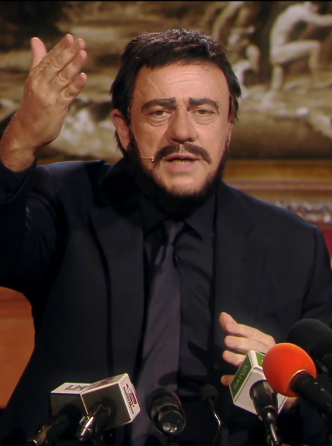 Copertina di Crozza-Salvini euforico per il decreto Sicurezza: “Quando sorrido si abbassa lo spread. Delinquenza? Difendiamo quella italiana”