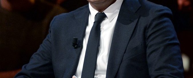 Scherzi a Parte, Matteo Renzi nel mirino del programma. Il suo documentario “è uno scherzo”