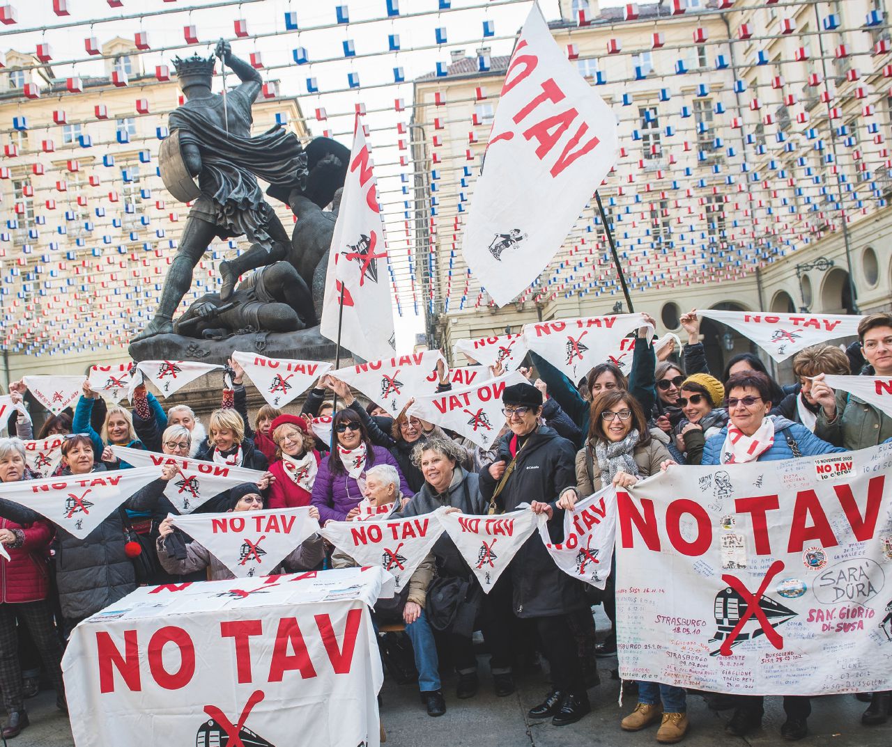 Copertina di No Tav: “Sabato noi saremo una vera marea”