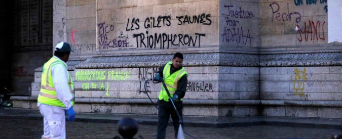 Gilet gialli, la portavoce: “Minacce di morte se dialoghiamo”. Governo cerca uscita dalla crisi, ma trattative sono a rischio