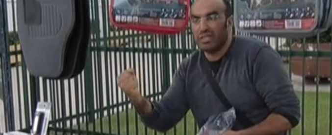 Copertina di Crotone, dottoressa aggredita con cacciavite. Il racconto dell’ambulante che l’ha salvata: “Chiunque lo avrebbe fatto”