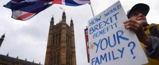 Copertina di Brexit, parere legale: “Londra potrebbe restare nell’Unione a tempo indefinito”. Theresa May in difficoltà ai Comuni