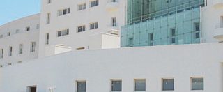 Il Mater Olbia apre per finta. Grillo lo benedice