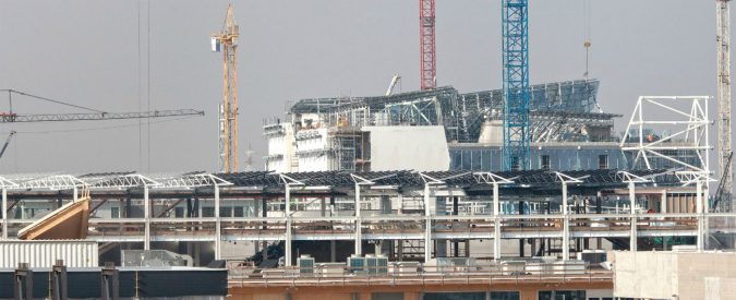 Opere pubbliche, Regioni ci mettono il 22% in meno. Comuni allungano i tempi: “Un anno in più solo per il progetto”