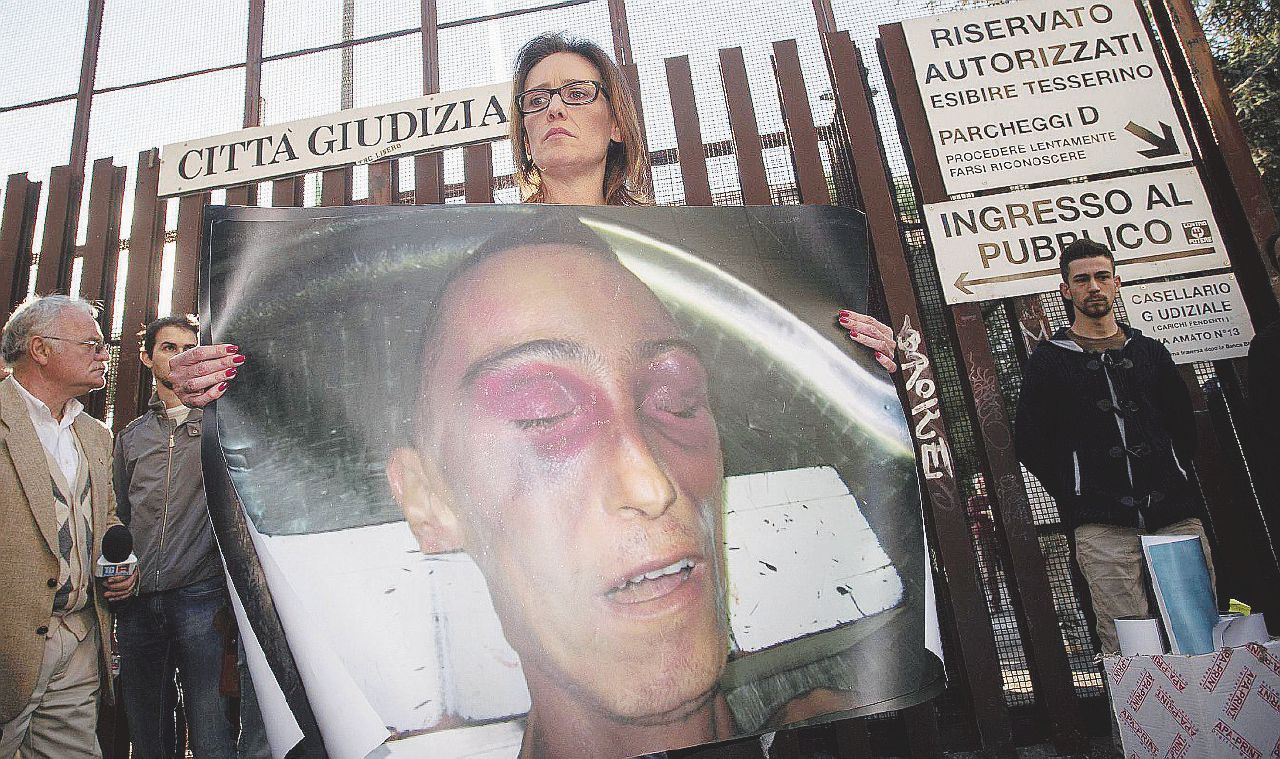 Copertina di Cucchi, fu depistaggio. Un’altra tegola sull’Arma