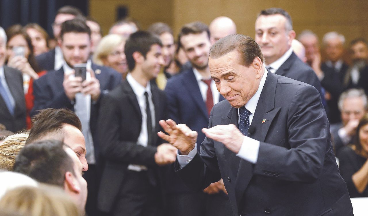 Tutor, sorrisi ed ex Dc: così Silvio punta i 5Stelle