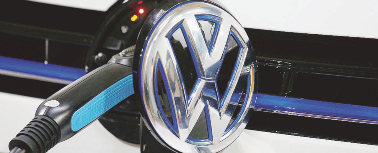 Copertina di Volkswagen, dal 2026 inizia la fuga dal diesel