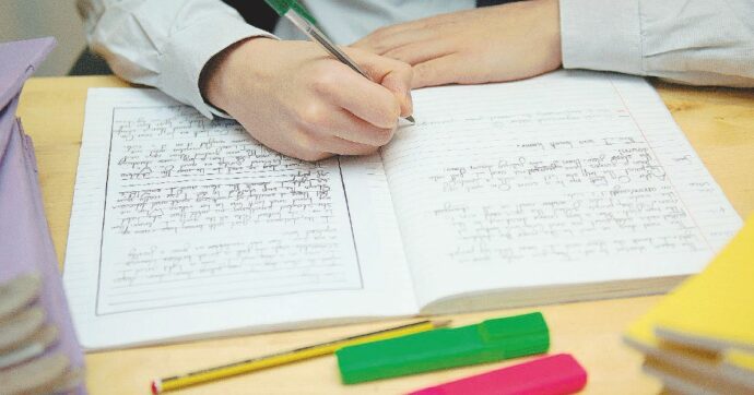 A Marco un tema, a Lucia una lettura. Perché i compiti per le vacanze devono essere uguali per tutti?