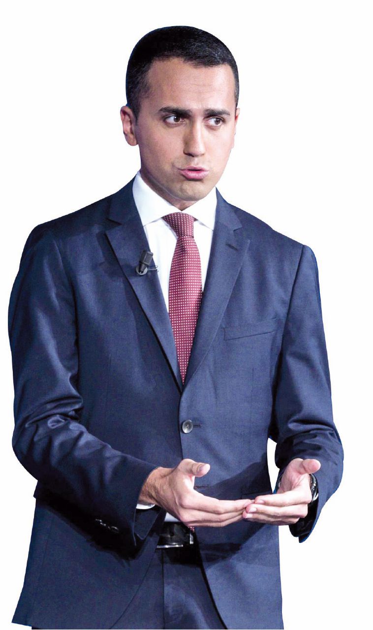 Copertina di Di Maio prova a “comprarsi” le imprese