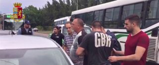 Argentina, catturato a Buenos Aires italiano accusato di narcotraffico: le immagini dell’arresto