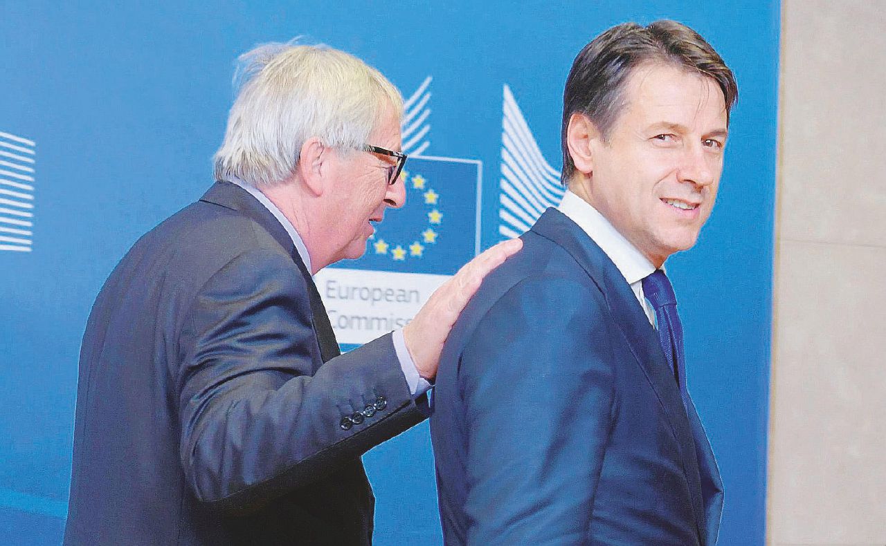 L’Italia cede all’Ue: il deficit del 2019 al 2% più spiccioli