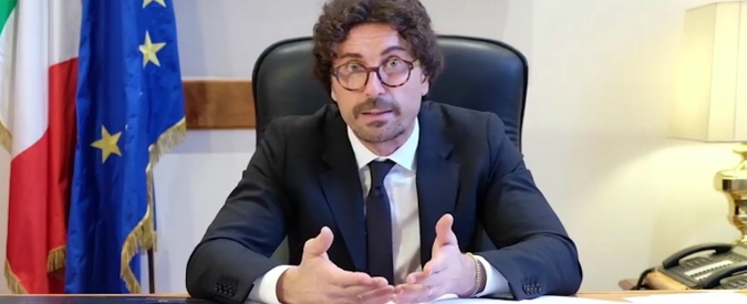 Copertina di Terzo Valico, Toninelli: “Non può che andare avanti. Abbiamo fatto analisi costi-benefici, recesso costerebbe 1,2 miliardi”