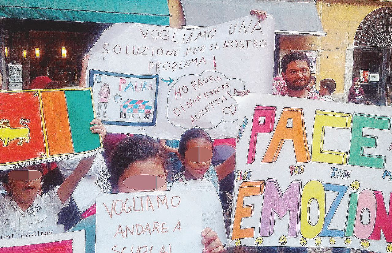 Bimbi stranieri esclusi dalla mensa: “Fu discriminazione”