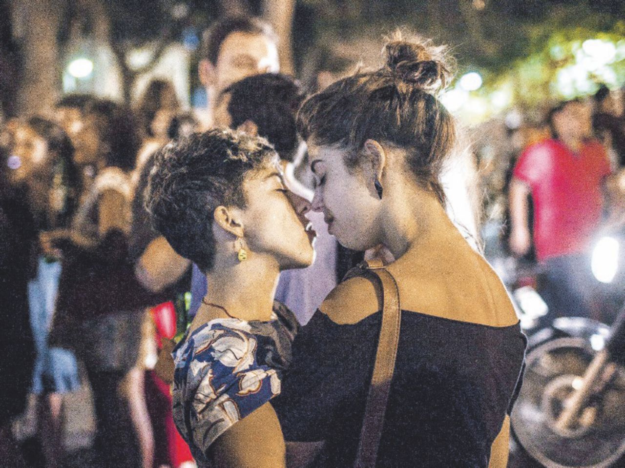 “Tollerare l’omosessualità è come accettare la pedofilia”. La De Mari rischia una multa