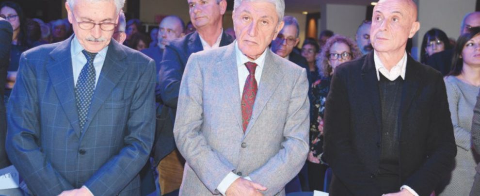 Contriti D’Alema, Bassolino e l’ex Lothar Minniti - foto di Umberto Pizzi L’amarcord degli ex Ds in cerca dell’ultimo giro