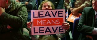 Copertina di Brexit, visti di lavoro limitati a un anno. May: “Per residenti Ue cambia poco anche con ‘no deal'”