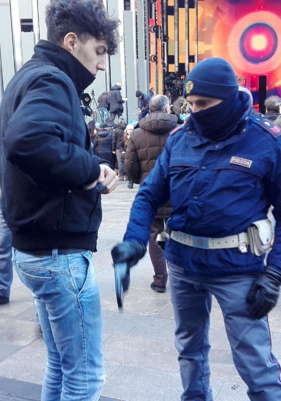 Circolare Capodanno: no a botti, vetro e spray al peperoncino