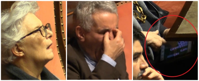 Copertina di Manovra, pisolini e gioco a “solitario”: la lunga battaglia dei senatori contro il sonno in Aula