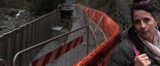 Copertina di Genova, viaggio nel paese isolato da quasi due mesi: “Ogni volta che piove abbiamo paura che crollino altre strade”