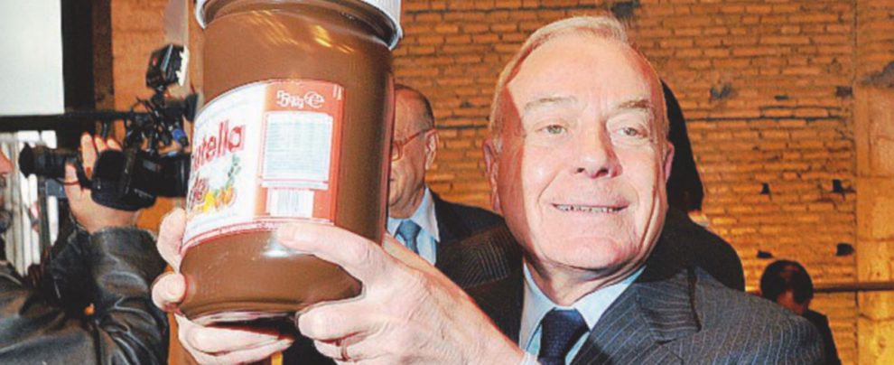 Goloso - Nel 2014 la Nutella festeggiò 50 anni e premiò persino l’azzimato Gianni Letta - U. Pizzi Da Moretti al buonismo di Veltroni. Ora il barattolo diventa sovranista