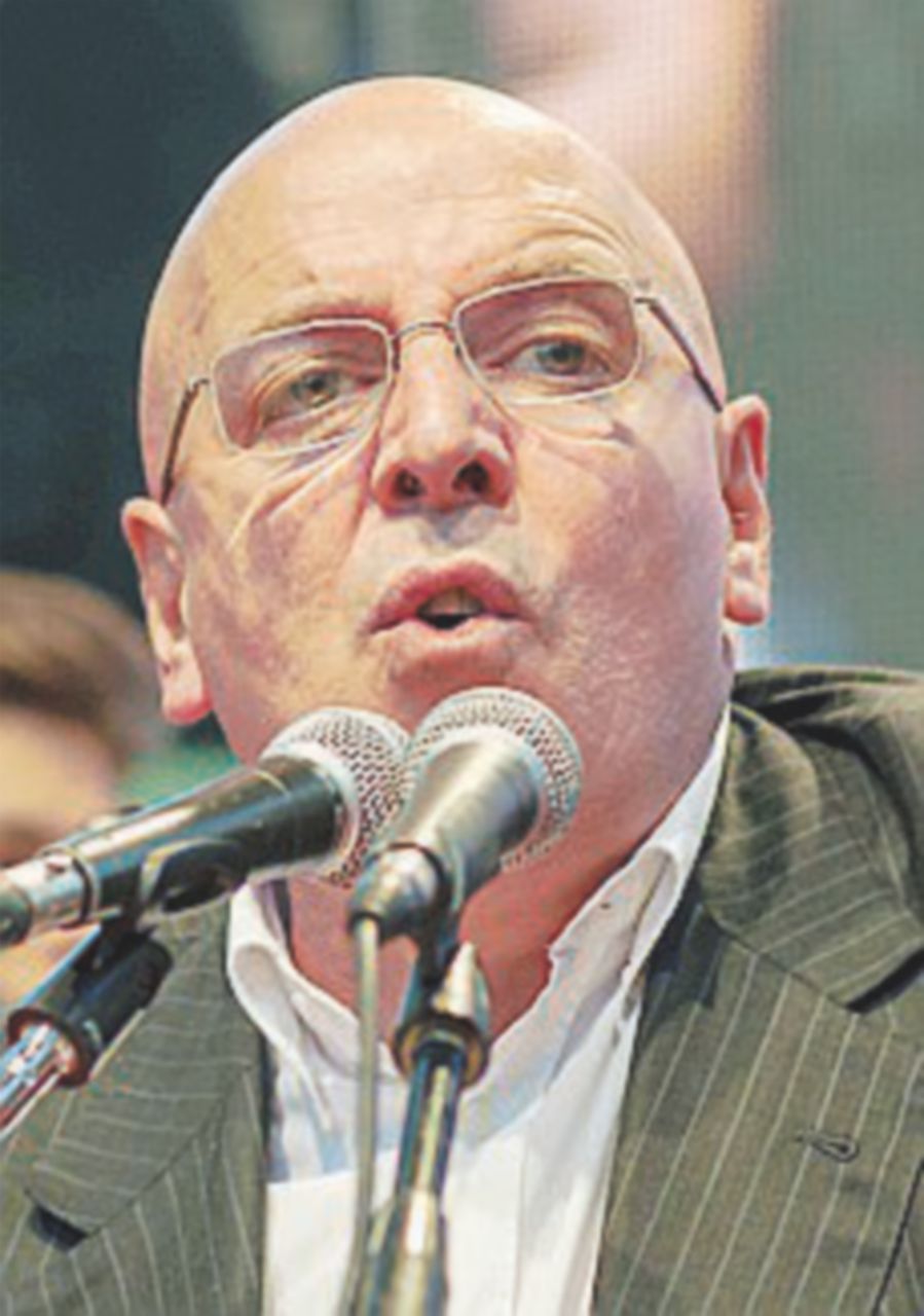 Ora il governatore Oliverio è indagato anche per corruzione