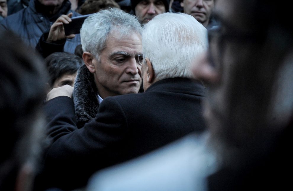 Foto Claudio Martinelli/LaPresse,
20 dicembre, Trento.
Nella foto Mattarella con il padre di Antonio Megalizzi ai funerali del giovane giornalista trentino