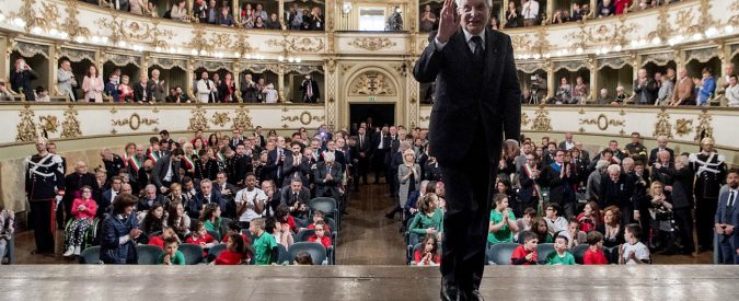 Mattarella, il 2018 “punk” del presidente: dalla guerra tra poteri su Savona alla “contronarrazione” contro il razzismo