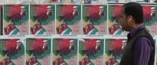 Copertina di Bangladesh, tensione nel giorno delle elezioni: “Almeno sedici persone morte”. Opposizioni denunciano brogli