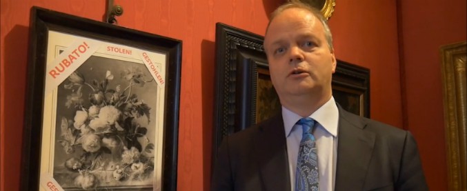 Copertina di Firenze, l’appello del direttore degli Uffizi Eike Schmidt alla Germania: “Restituite il quadro rubato dai nazisti”