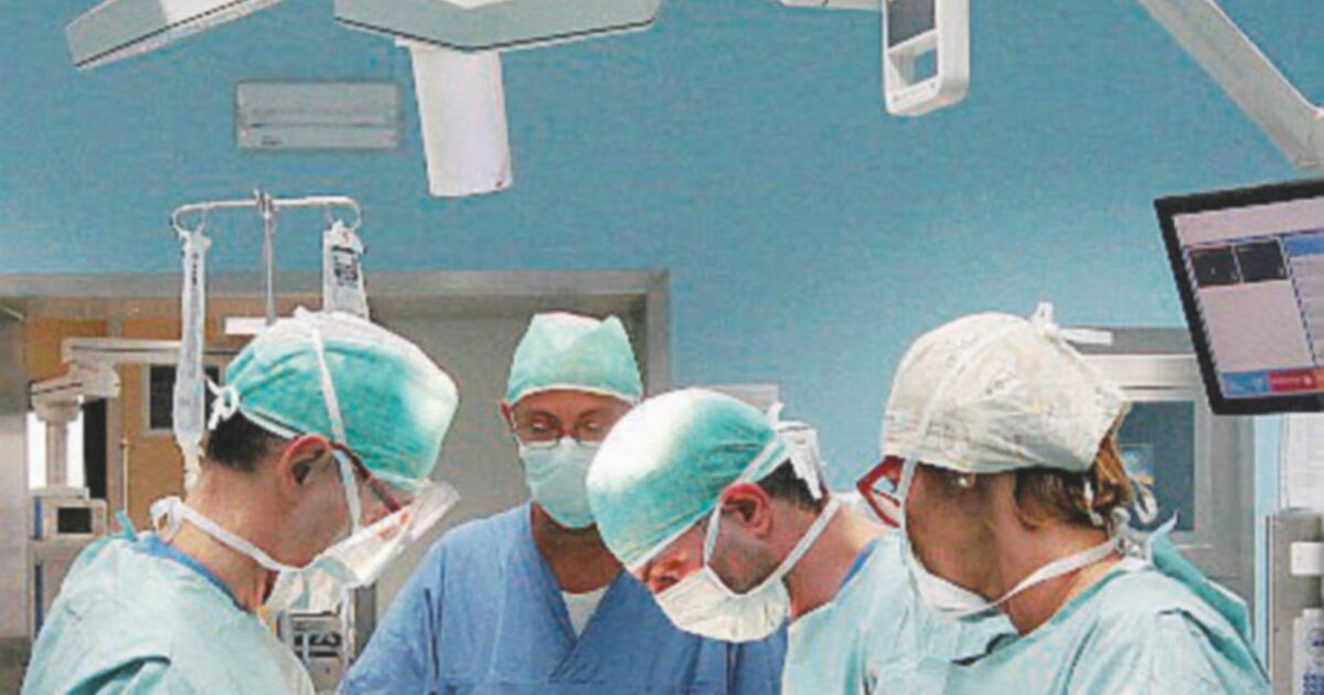 separate due gemelline siamesi al san gerardo di monza una 232 morta l8217altra in terapia internsiva