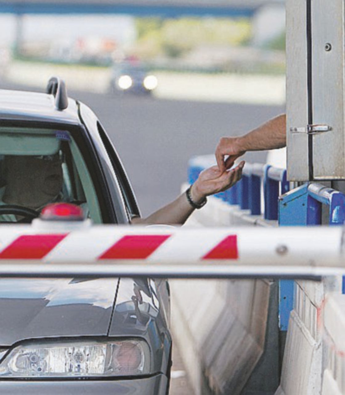 Copertina di Pedaggi autostradali, aumenti sospesi (a tempo)