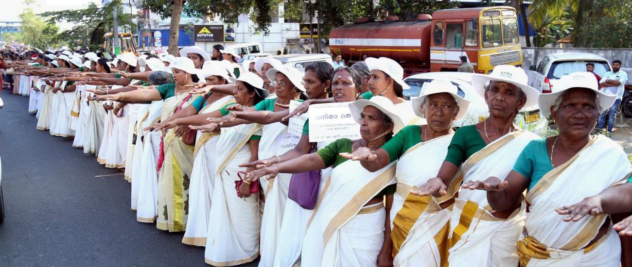 India, due donne entrano nel tempio indù di Sabarimala: proteste degli integralisti e scontri nello stato di Kerala