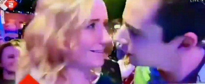 Copertina di Quando il nuovo anno inizia nel peggiore dei modi: l’epic fail di questo ragazzo olandese è in diretta tv