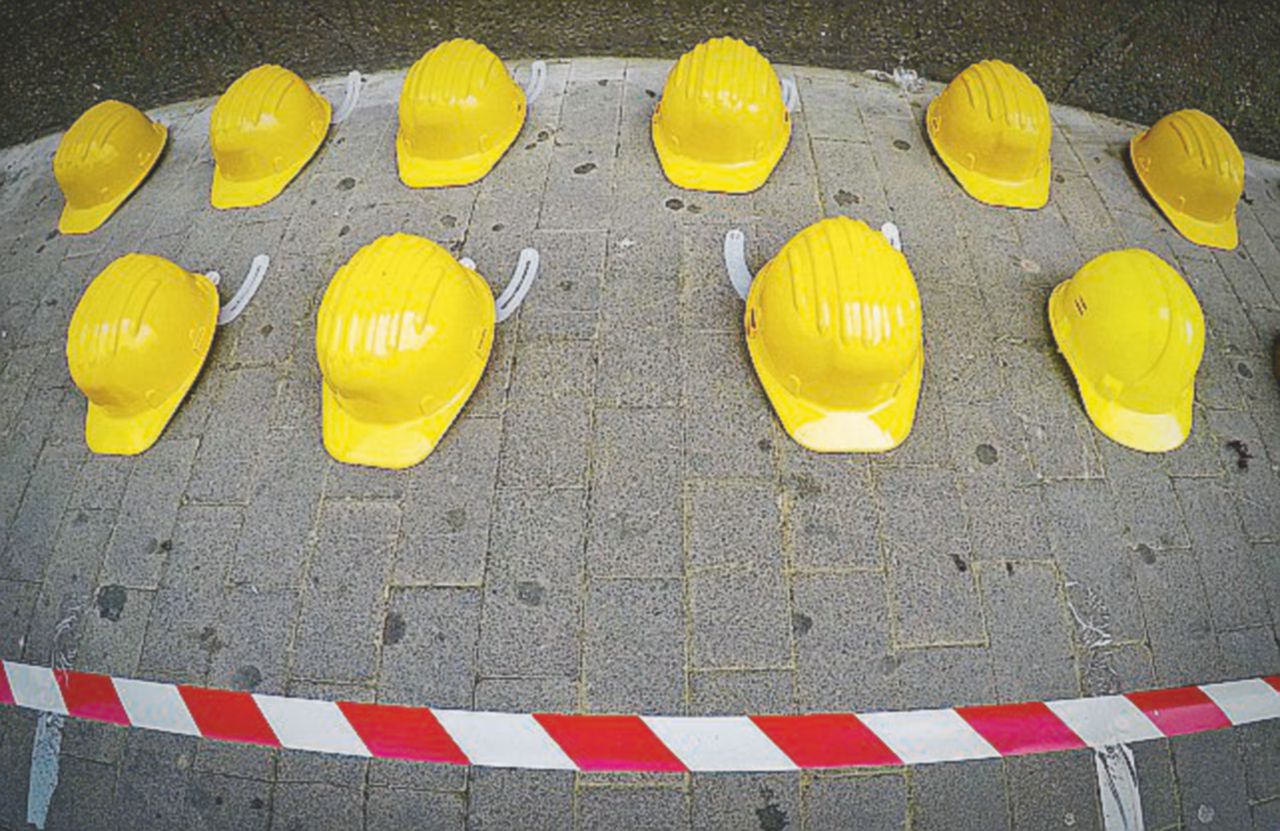 Nei primi tre mesi dell’anno 189 morti sul lavoro. Cinque vittime tra gli studenti. In forte aumento gli infortuni in itinere