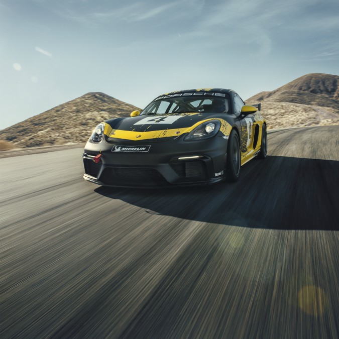 Copertina di Porsche 718 Cayman GT4 Clubsport, l’auto da gara è servita – FOTO