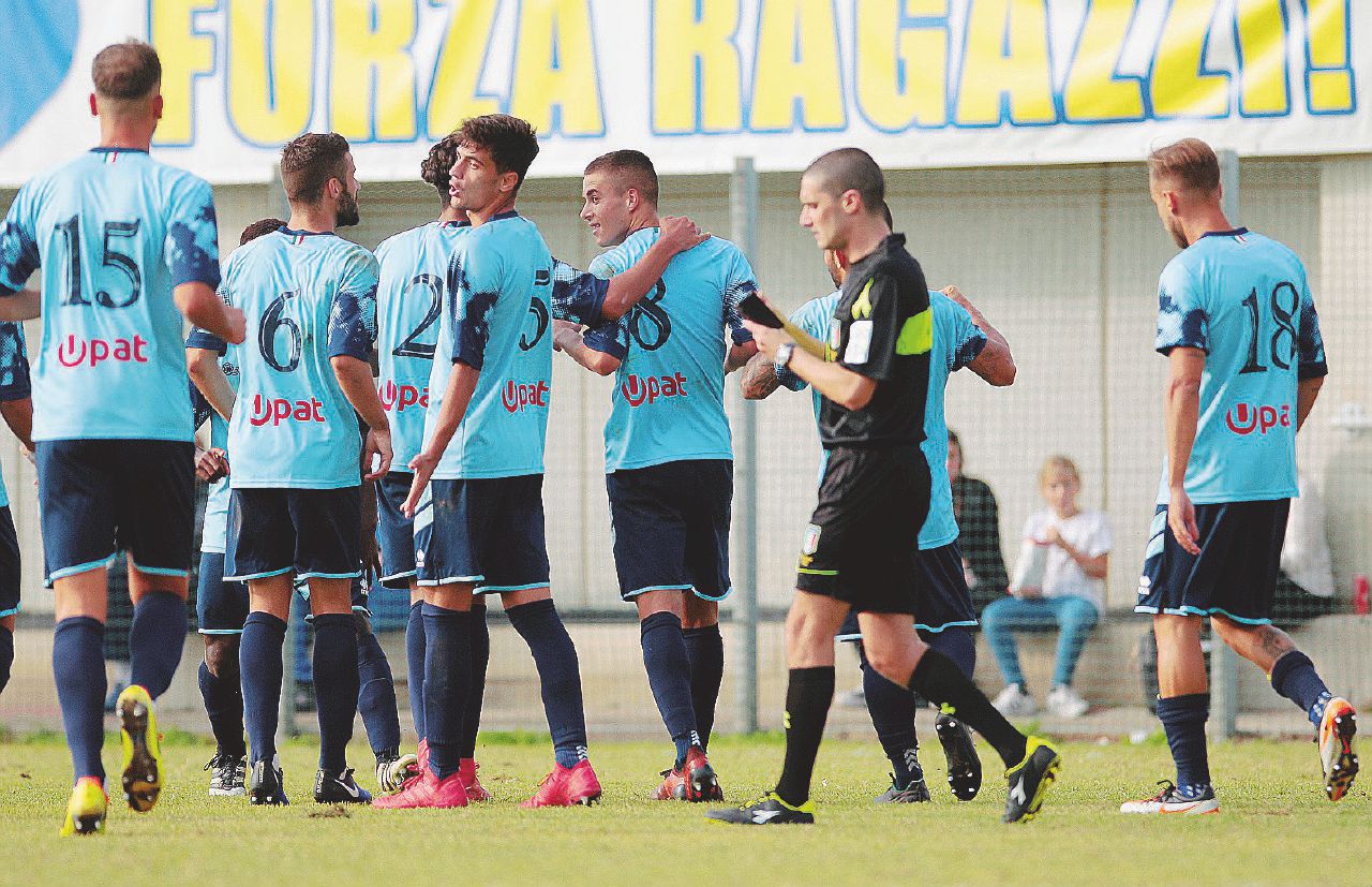 Copertina di Lo stopper Francesco e il ri(s)catto del Pantalla calcio